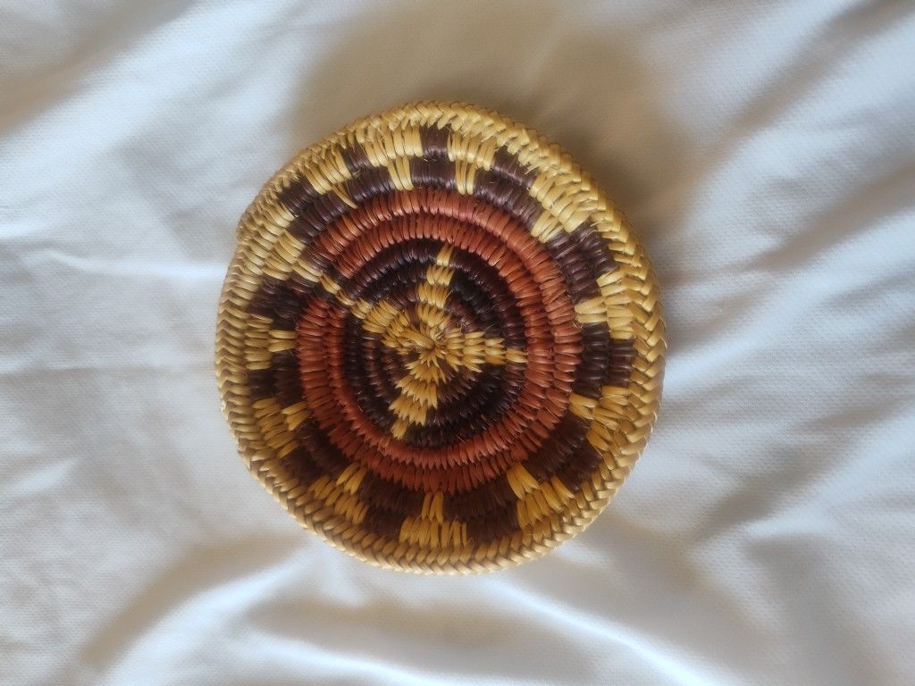 Vintage 6" Navajo American Ceremonial Wedding Basket