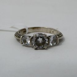 .925 Sterling Silver Ring With 3. Clear Quartz Stones