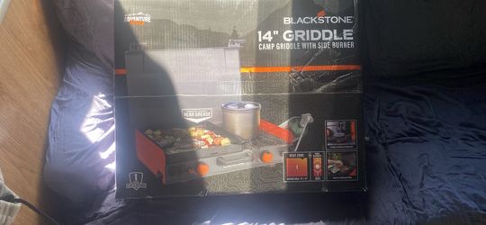 BlackStone 14" Griddle with side burner and d 20" Griddle with 2 burner