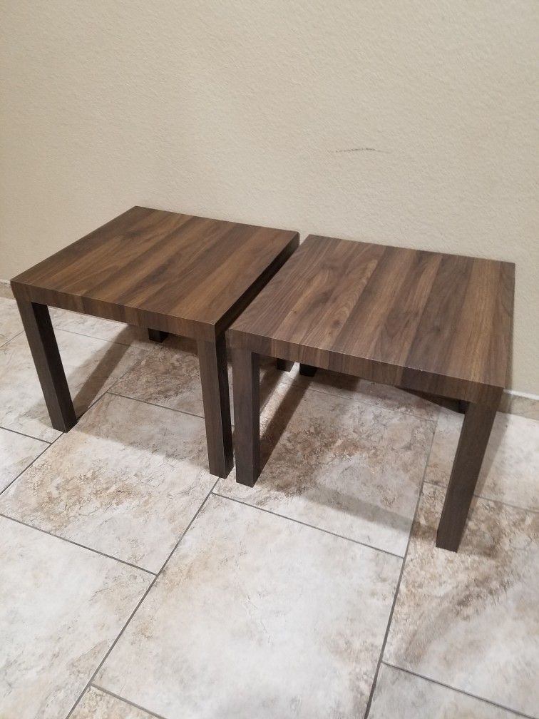 2 SQUARE END TABLES 17 1/2" HEIGHT 20" X 20"