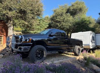 Dodge Ram 3500 Big Horn Edition Truck