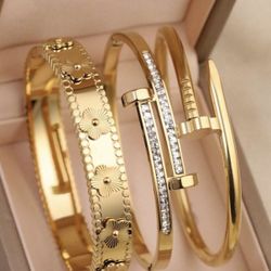 Luxury Gold-Plated Bracelet Set – Elegant & Stylish Design for Women  18k