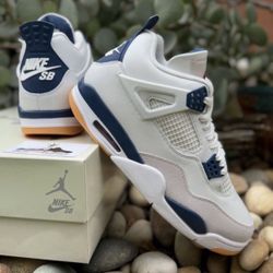 Jordan Retro 4 SB Navy Sizes 9-13