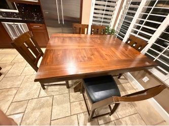 Dining set