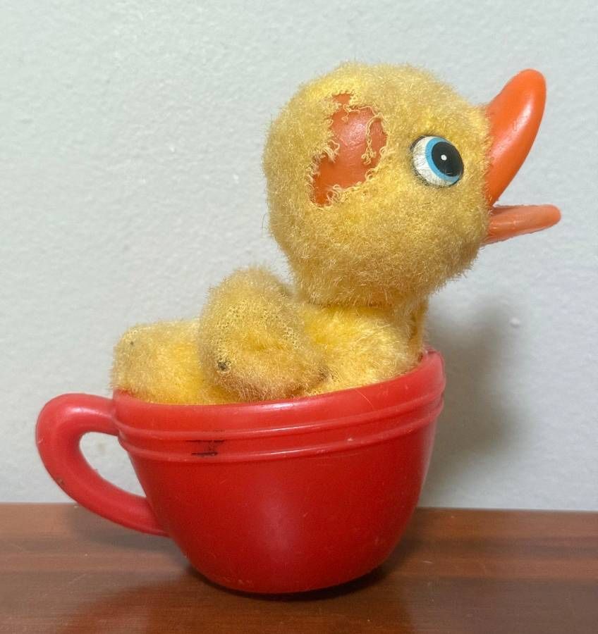 Collectible Vtg Working Teacup Pet Wind Up Duck Duckling Toy Made In Japan
