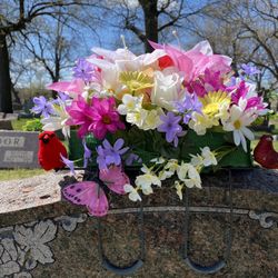 CEMETARY TOP OF HEADSTONE FLORAL ARRANGEMENTS