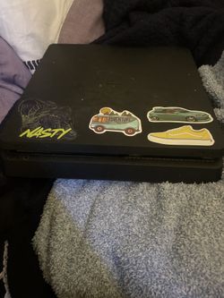 Ps4 Slim 1 Controller Included