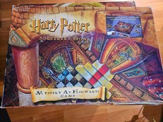 Harry Potter Mystery at Hogwarts board game (Clue)