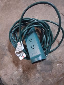 Extension cord 8 F
