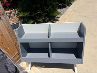 Book shelf