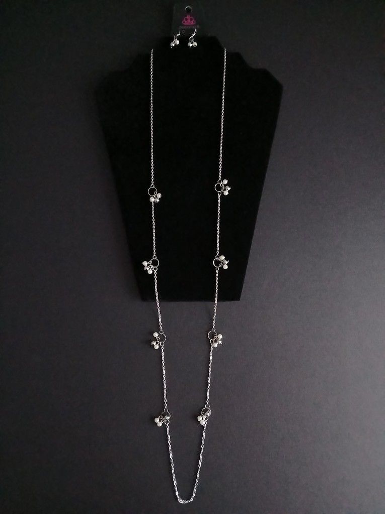 White and Silver Beads Chain Necklace with Earrings