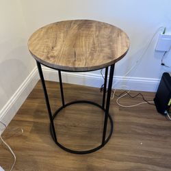 Wood/Metal End Table For Sale