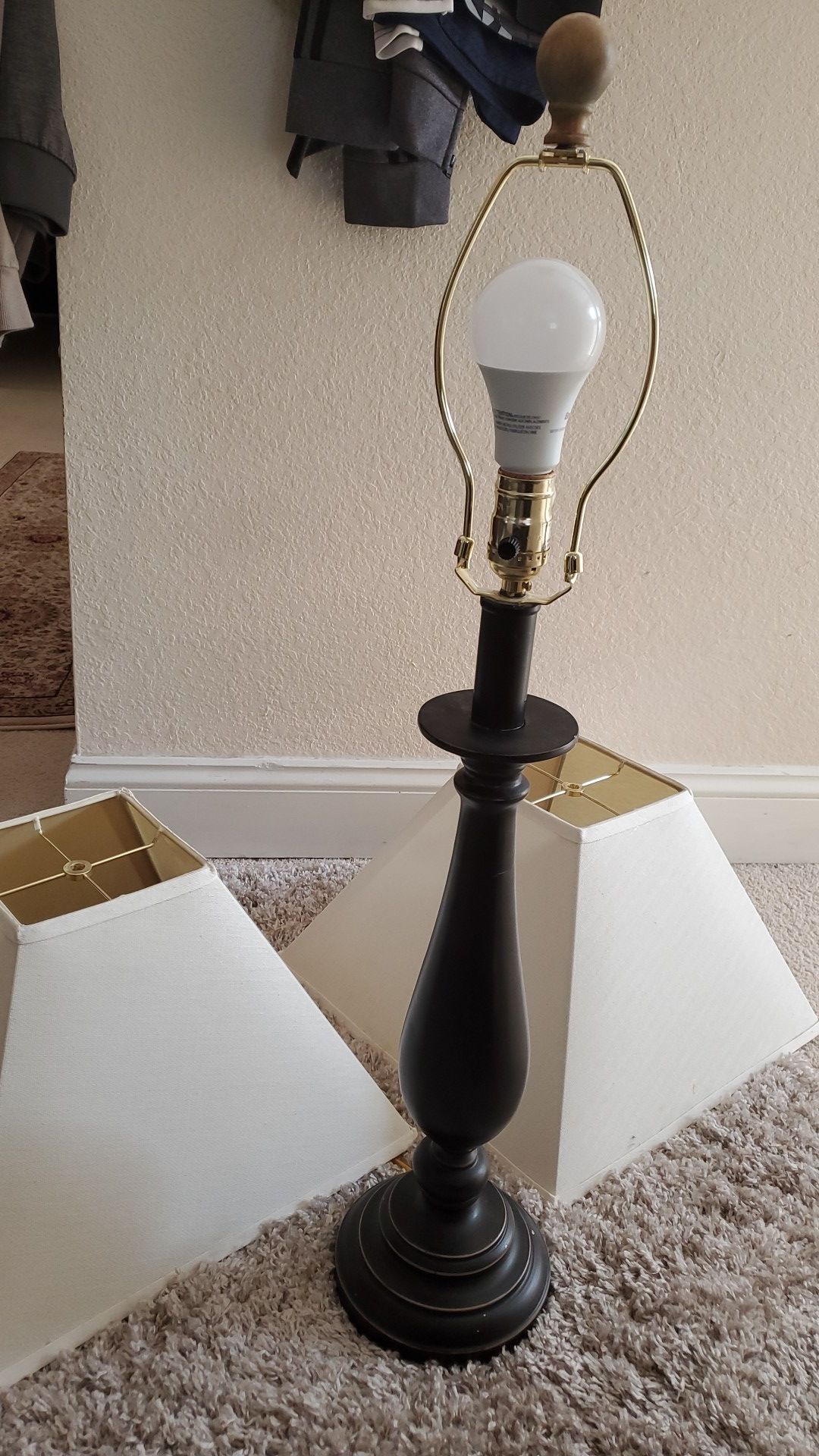 Lamp with 2 ivory shades