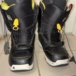 Burton Moto Men's Snowboard Boots Size 11.5 | Great Condition | No Damage