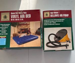 Northwest Territories, Deluxe Queen, Size Air Mattress With High Volume Pump