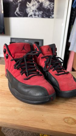 Air Jordan 12 Retro 'Flu Game' (Varsity Red/Black) - Size [ 10.5 ]