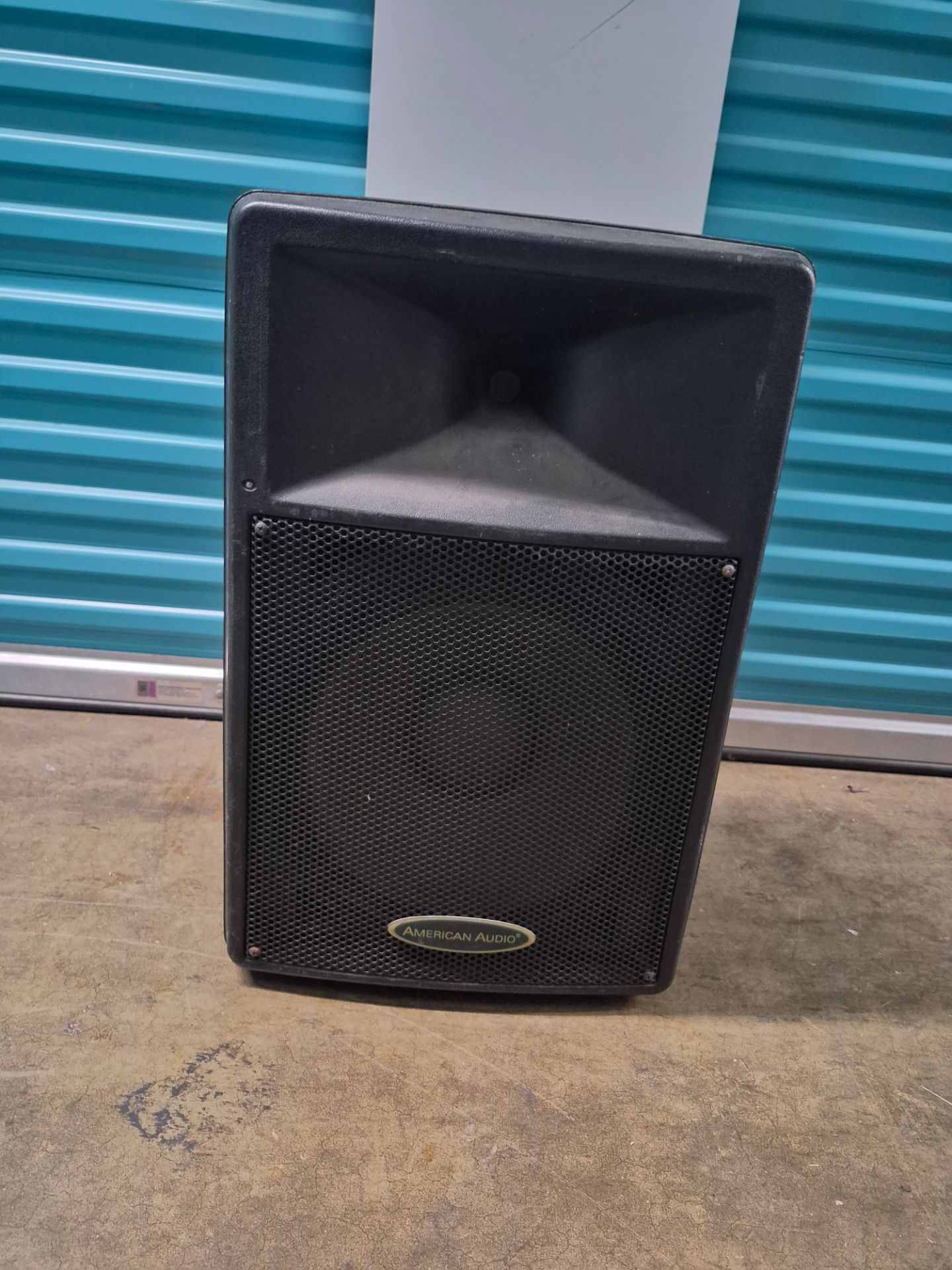 American Audio DLS-15P Powered 15" PA Speaker (450W)