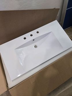 36x18" Ceramic Vanity Top with Integrated Sink