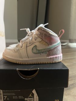 Air Jordan 1 Mid SE GS 'Ice Cream'