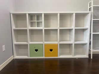 Wood bookshelf