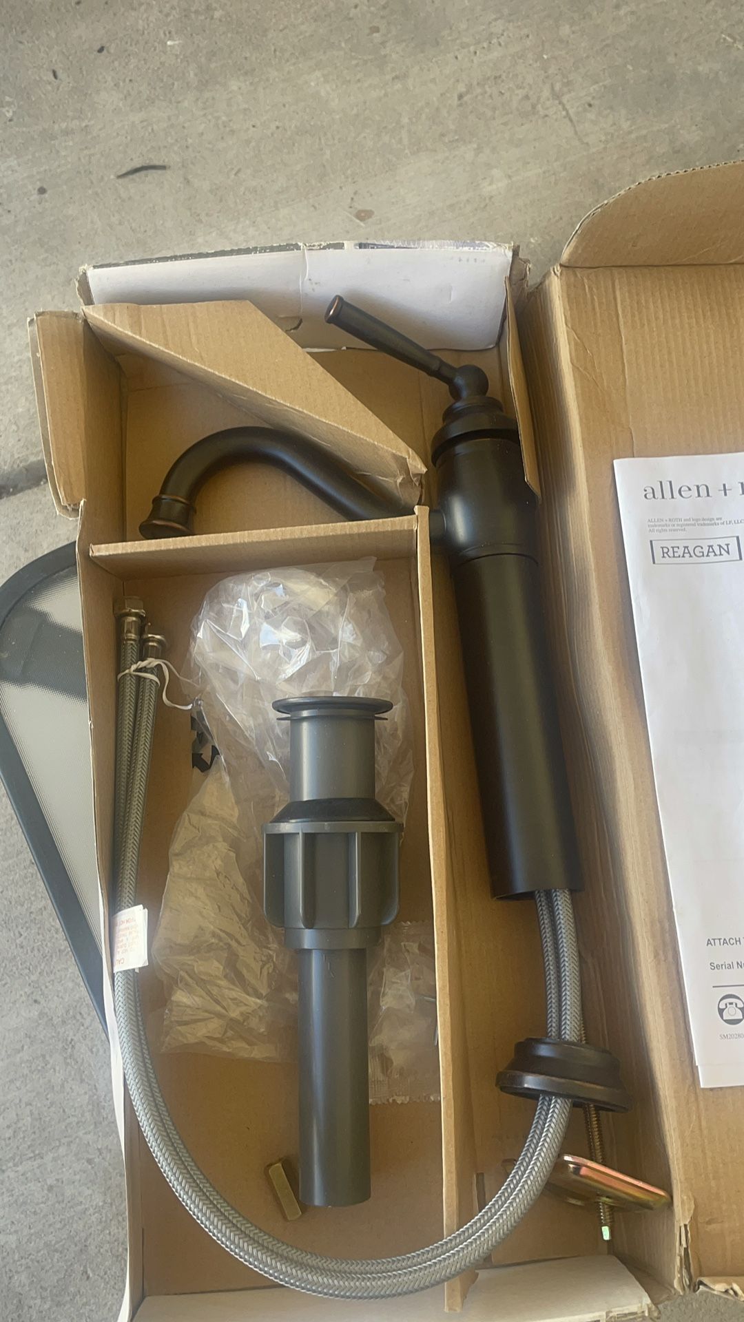 hegmosa llave para baño marca ALLEN ROTH NUEVA CON GARANTÍA MUY BARATA $70