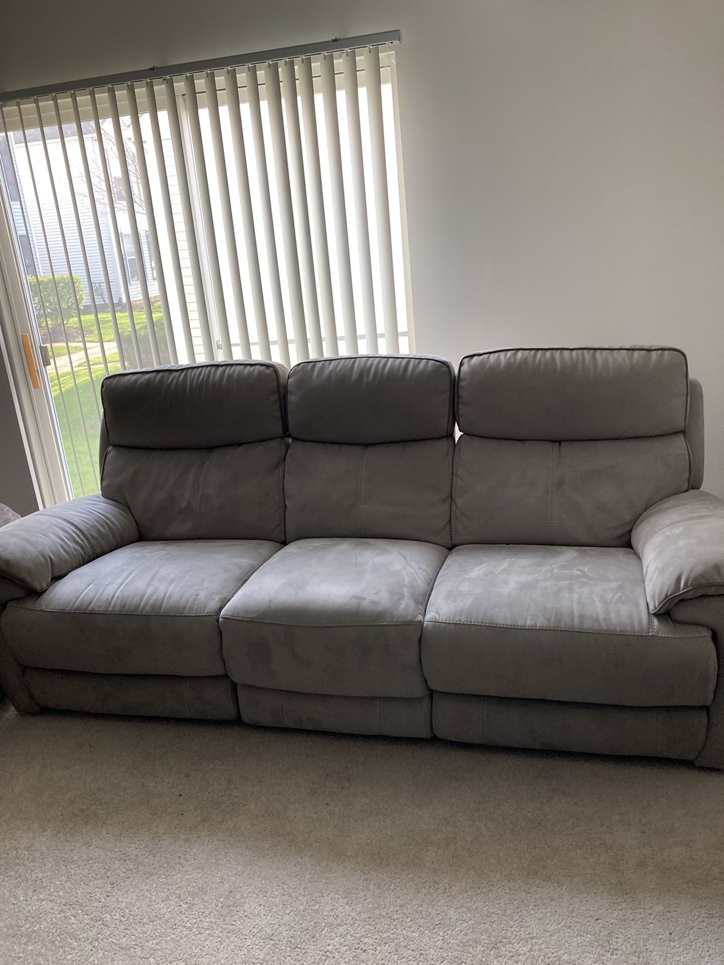 Electric Reclining Sofa with USB port