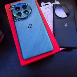 Unlocked Oneplus 12 512gb For Sale Or Trade 
