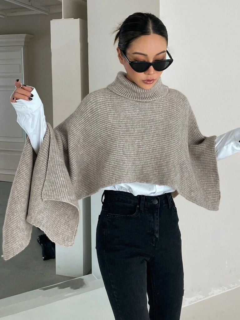 Turtleneck Batwing Sleeve Crop Knit Poncho Size S