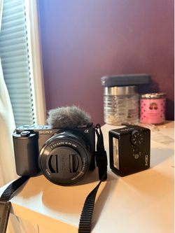 Sony - Alpha Zv-E10 APS-C mirrorless digital camera