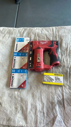 Milwaukee m12 stapler