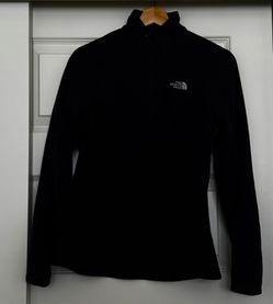 Women’s North Face Fleece - Size S