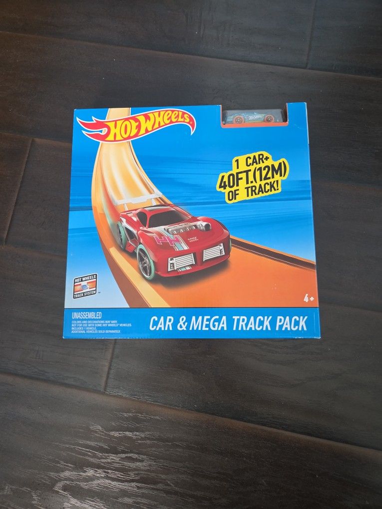 Hot Wheels Car And Mega Track Pack