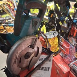 MAKITA CORDED CIRCULAR  SAW 7 1/4IN 