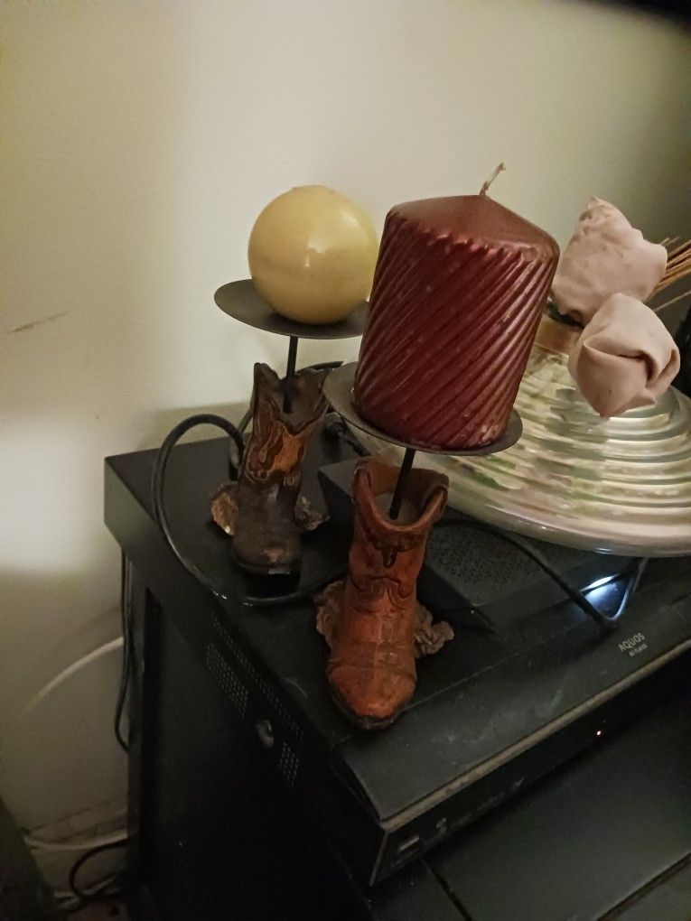 2 Cool Candles An Stands 8 No Less Lots See My Post Go Look