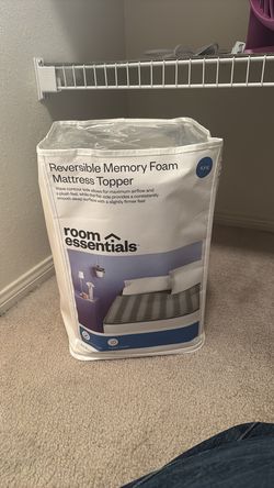 King Memory Foam Mattress Topper — New — Room Essentials