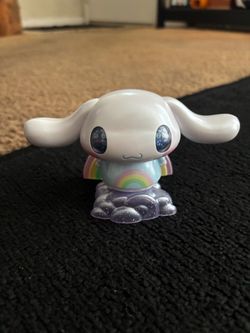 Cinnamoroll Rainbow Cloud Vinyl Figure