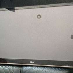 40” LG Plasma TV,  used and working. Pick up only