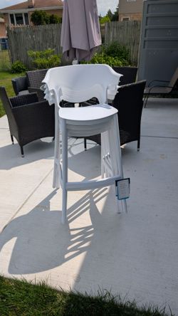 Outdoor bar stool