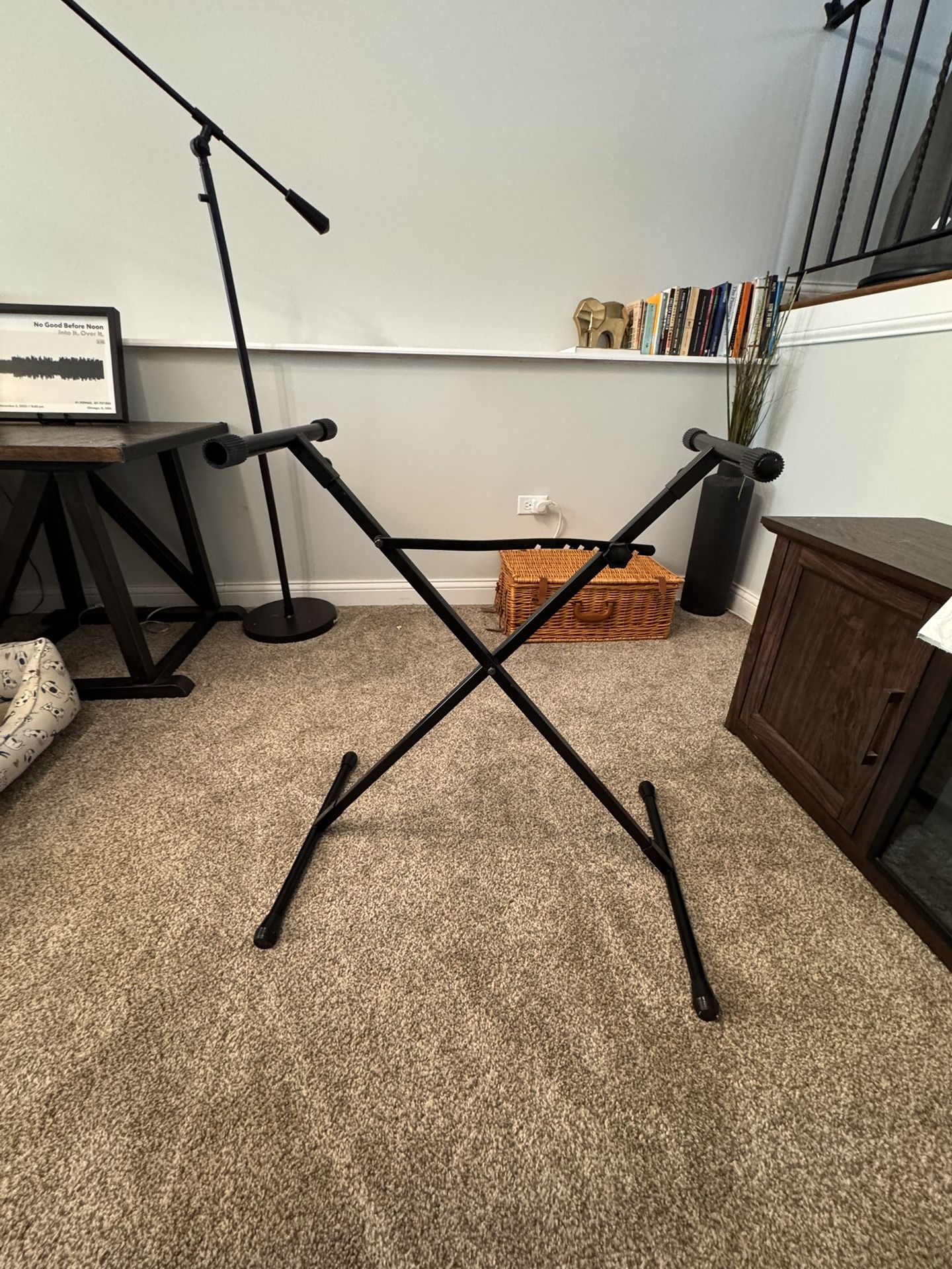 Keyboard stand - Medium Strength