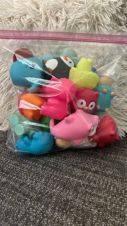22 Rubber Animal Toys 