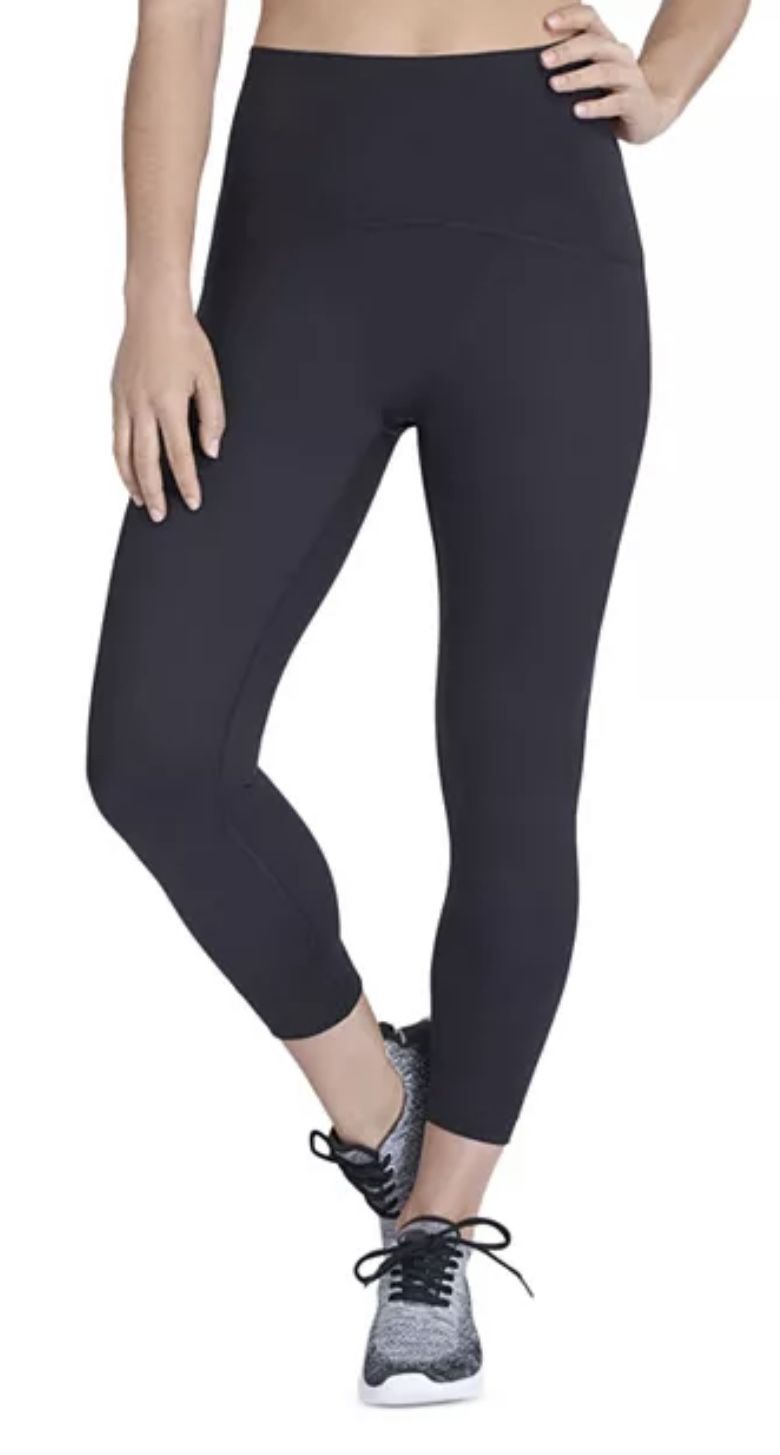 SPANXshape™ Booty Boost 7/8 Leggings
