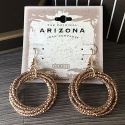 Cute Gold Tone Earrings