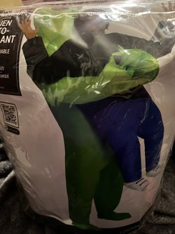 Alien Pick Me Up Inflatable 