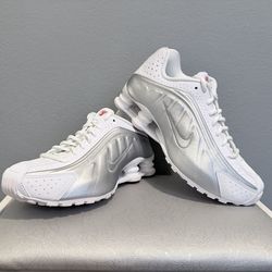 Nike Shox R4 Women's Size 9