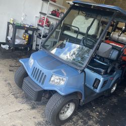 2010 Tomberlin Emerge 4 Seater Golf Cart 