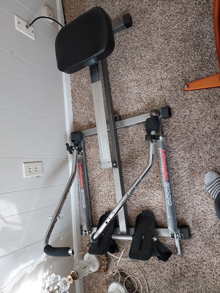 ROWING Machine EXERCISE EQUIPMENT MAKE OFFER