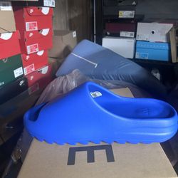 yeezy slide size 12