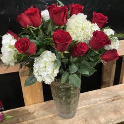Mother’s Day Fresh Flowers 