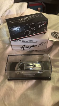 Hot wheels Pagani Huayra R