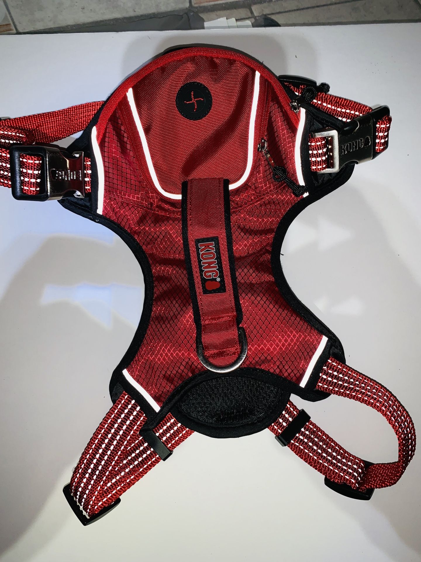 KONG® Reflective Pocket Dog Harness: Size Large - Strong, Comfortable & Sturdy w/ a top pocket for bag storage. A Must Have 👏